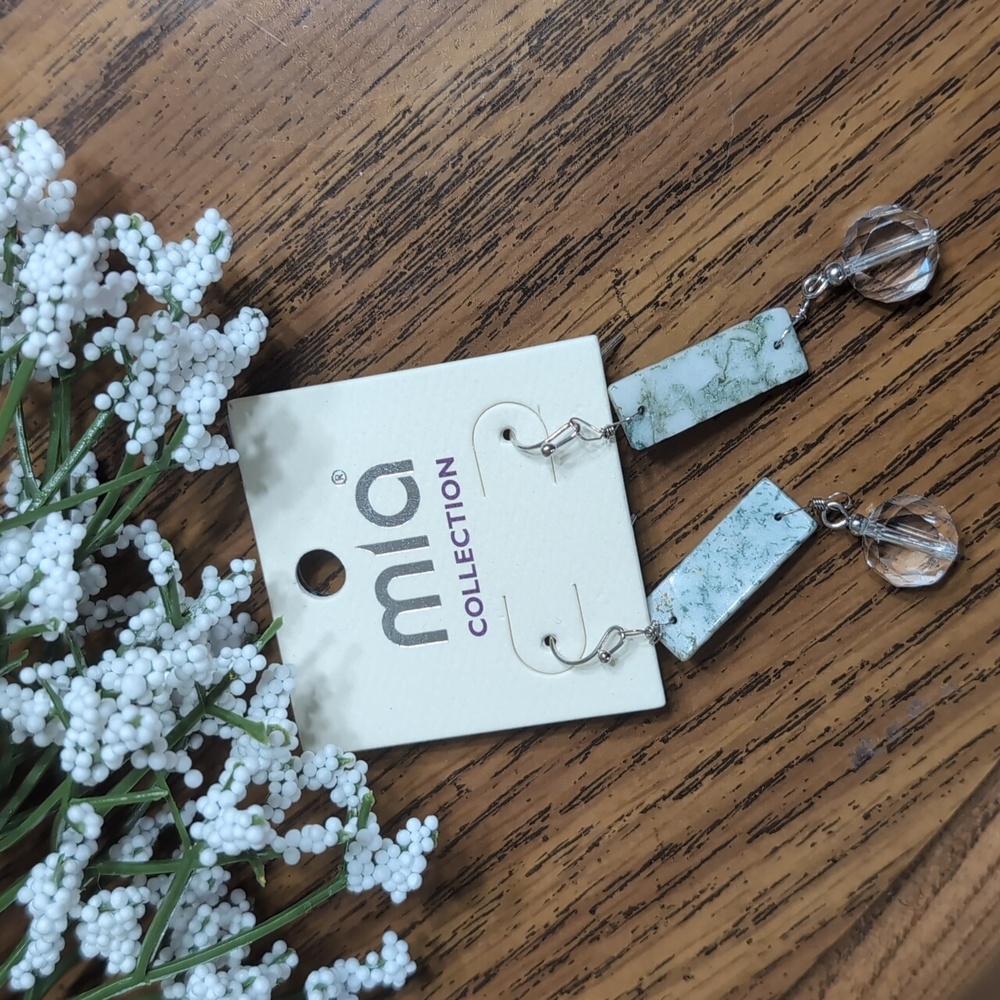 MIA COLLECTION Green Marbled Drop Earrings NWT